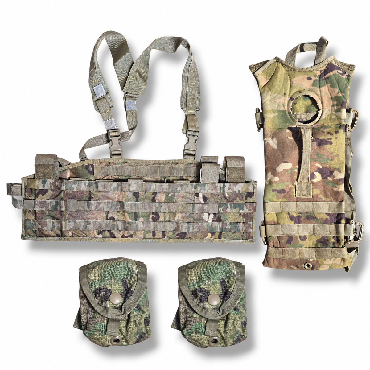 Core MultiCam/OCP bundle: TAP panel with yoke, two grenade pouches, and one hydration carrier; bladder not shown