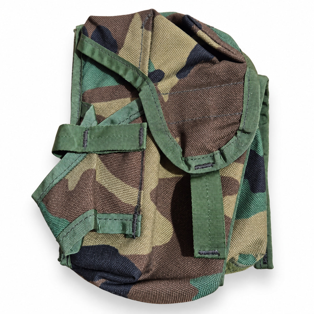 Safariland SPEAR ELCS woodland triple M4 magazine pouch, front view with flap and side pockets